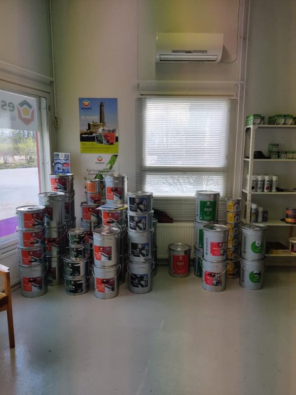 Eskaro kattomaalit ja peltikattomaali Hämeenlinna